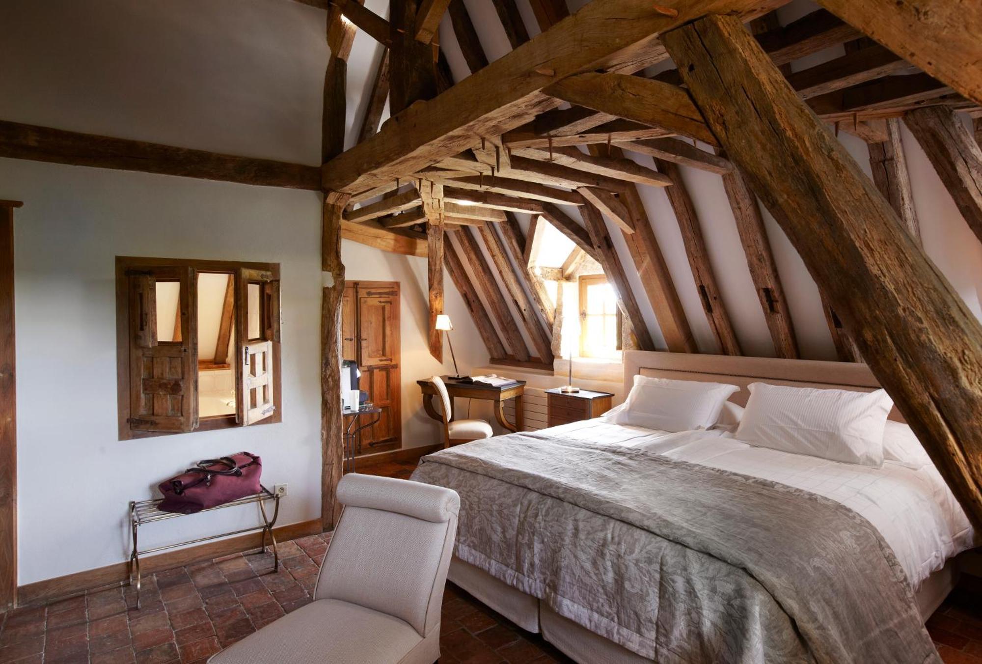 La Borde - Teritoria Hotel Leugny Bagian luar foto