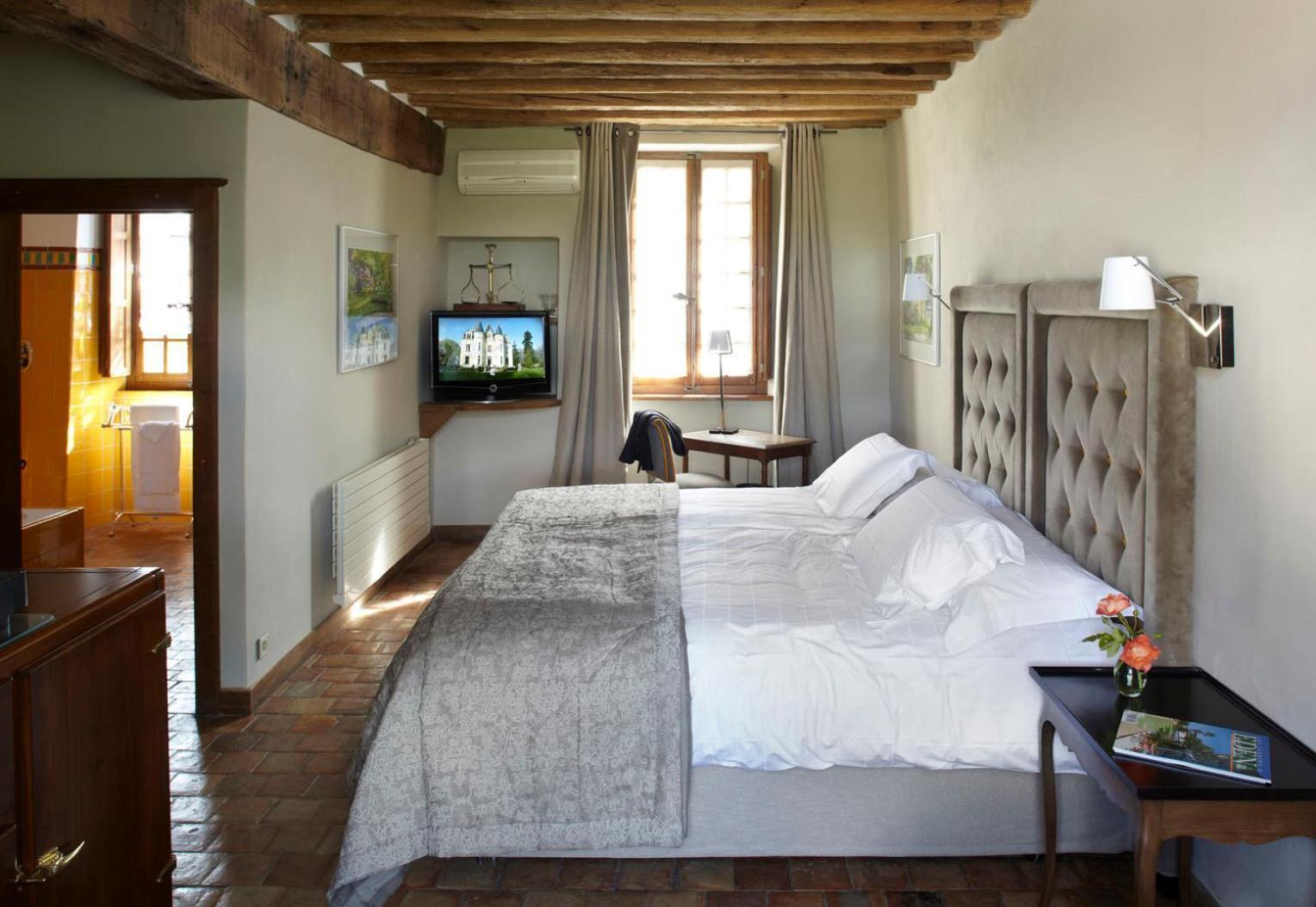 La Borde - Teritoria Hotel Leugny Bagian luar foto